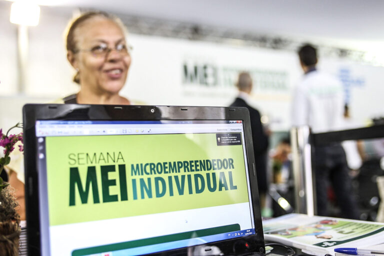 Microempreendedores Individuais estão dispensados de alvarás e licenças
